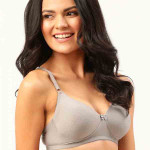 Women Solid Non-Wired Lightly Padded T-shirt Bra